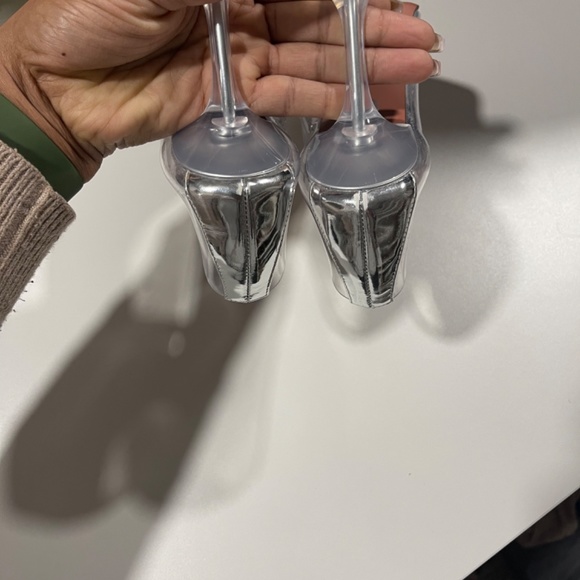 Amina Muaddi Rosie 95mm Crystal Bow Glass Pumps - Picture 3 of 6